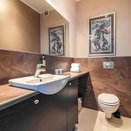 Rent Like - Piaskowa 6 Warsaw