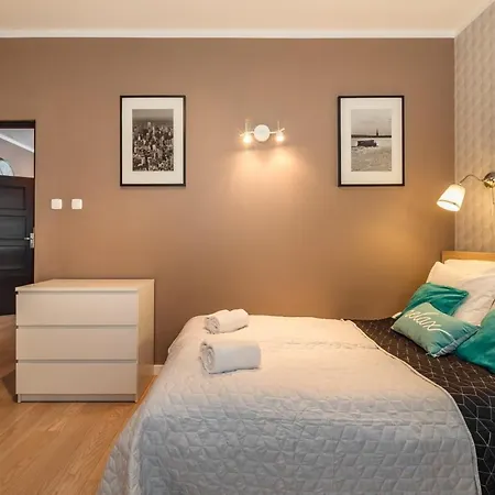 Rent Like - Piaskowa 6 *